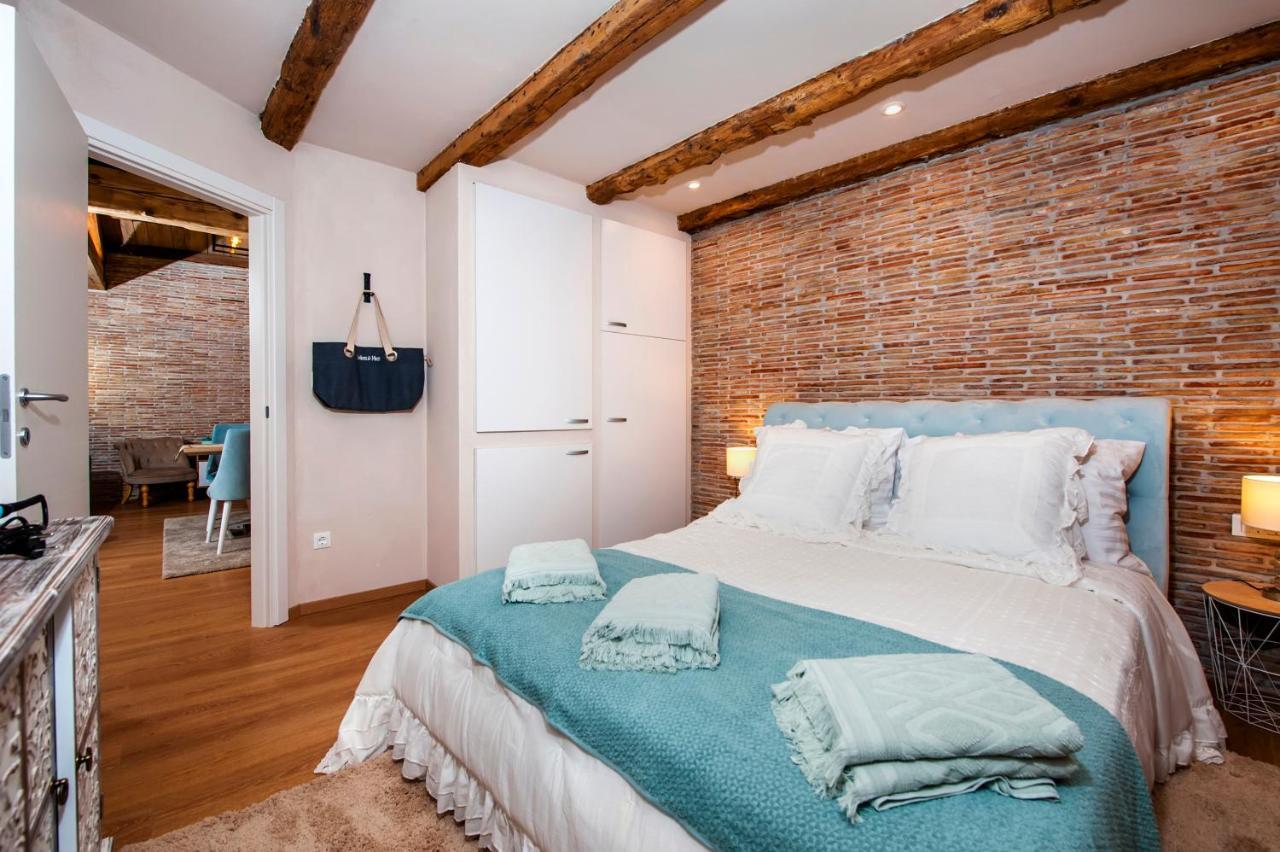 Apartments Casa De Amicis Rovinj Exteriör bild